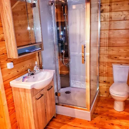 Alpesi faház W Gorach Prywatna Sauna I Balia *